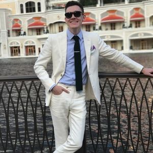 Meet your Posher, Brad